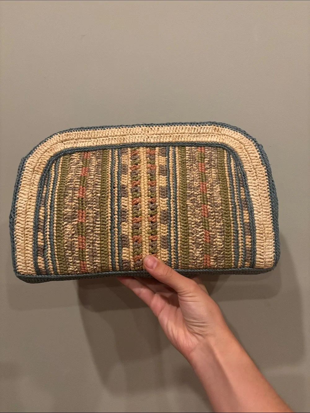SEZANE Carla multi color straw raphia clutch pochette rare